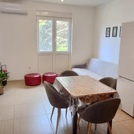 Apartment Duda 2 *